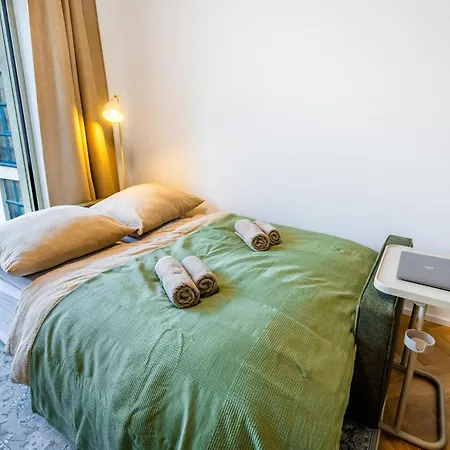 Apartment Modern With Skyline View Pressburg